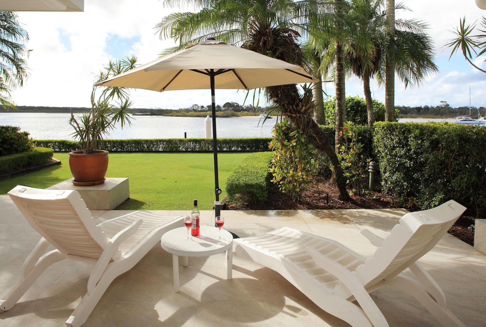 Апарт отель Noosa Quays Экстерьер фото